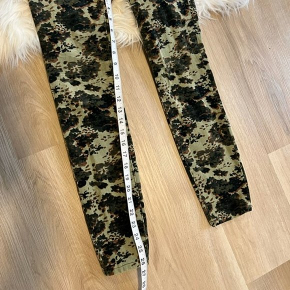Anthropologie high waisted camo corduroy pants - Picture 11 of 13